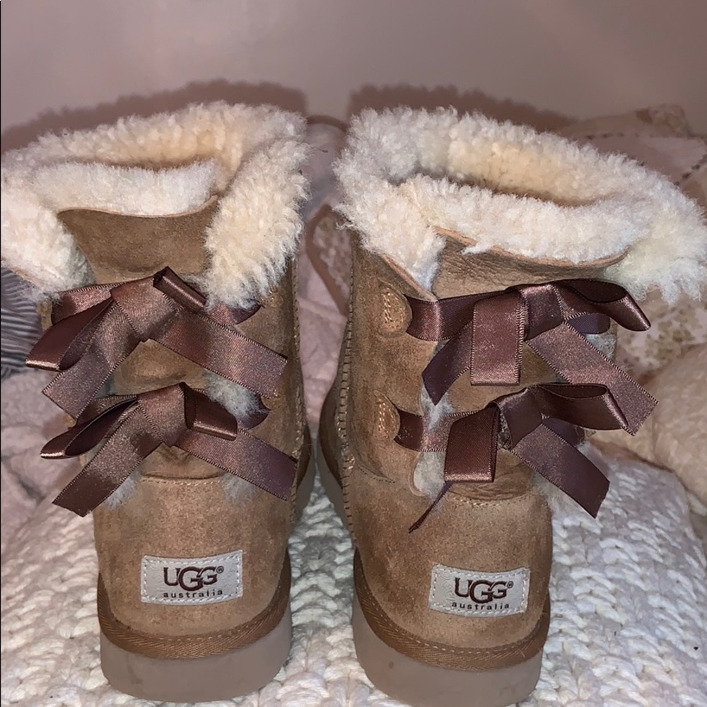 Tan Brown Ugg Boots Size: 5